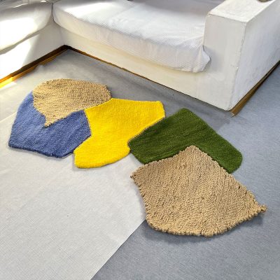 Patu y manu patu from almodovar artesanía manchega España española esparto lana diseño concept store alfombra tapiz tapices decoración divertida contemporáneo tradicional tufting fusión letras Madrid la Mancha regalo exclusivo eventos fibra natural sostenible custom hecho a mano DIY único regalo boda bautizo recién nacido letras iniciales exclusivo transformar encargo ético personalizada celebraciones piezas únicas sostenibilidad creativo diy craftcore Wearable custom art sustainable vintage